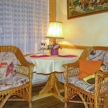 Beautiful In W/ Wifi, Outdoor Swimming Pool And 1 Bedrooms